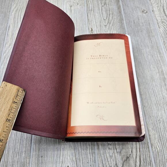 Jesus Calling Devotional Bible NKJV Thomas Nelson Brown‎ Leather Hardcover Gift - Picture 6 of 12